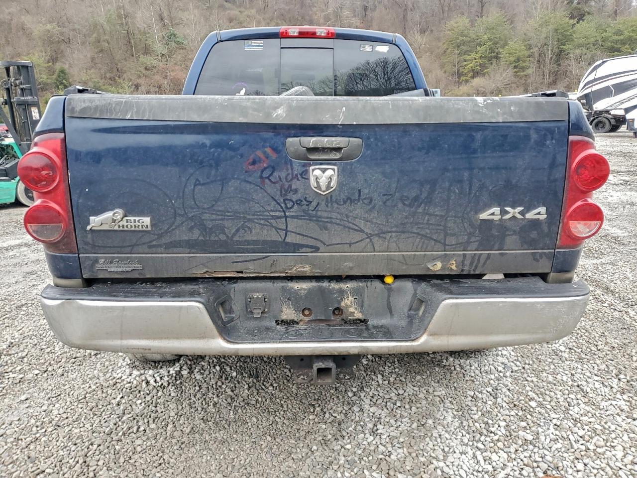 2008 Dodge Ram 1500 St VIN: 1D7HU18258J189713 Lot: 93860555