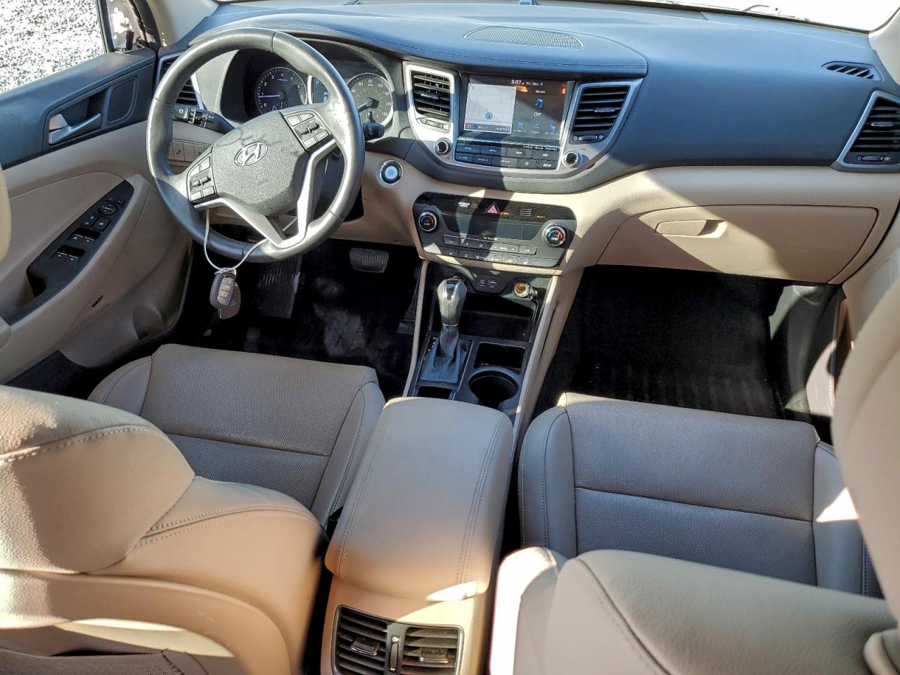 2018 Hyundai Tucson Value VIN: KM8J33A25JU762548 Lot: 95745375