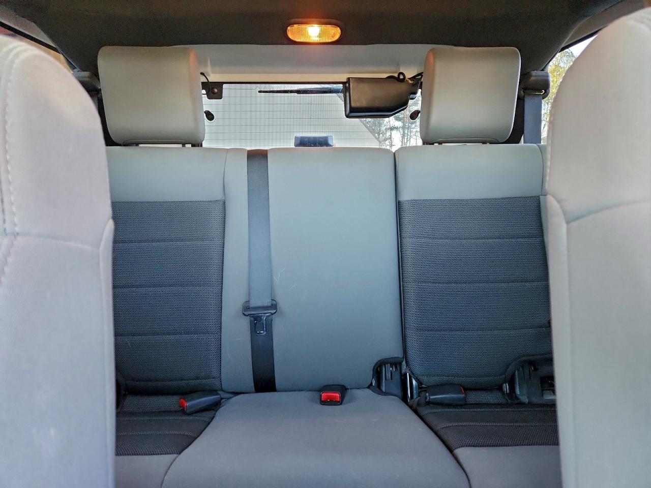 2010 Jeep Wrangler Unlimited Sahara VIN: 1J4HA5H18AL181711 Lot: 95140815