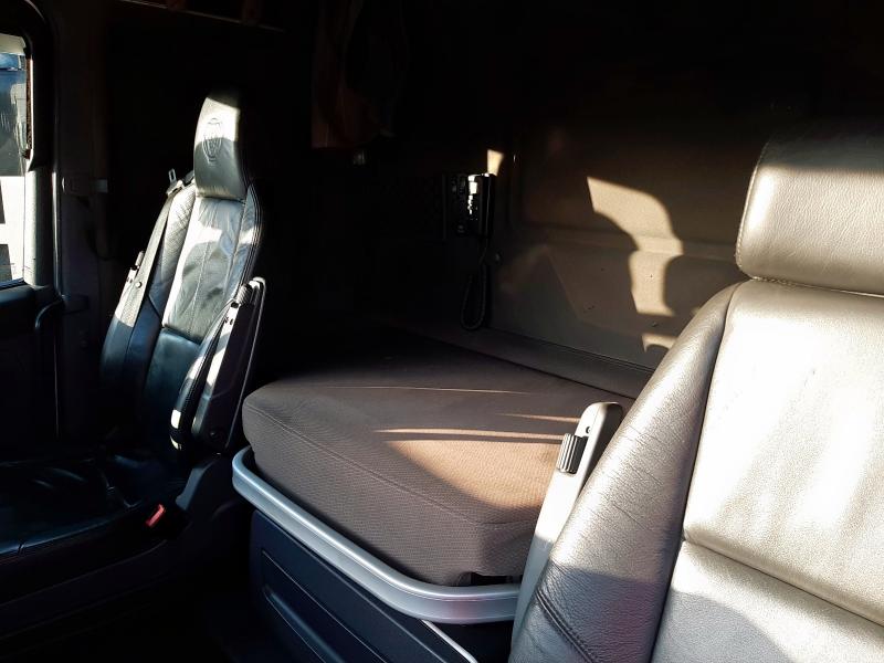 2015 SCANIA R-SRS L-CLASS 