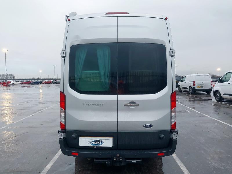 2018 FORD TRANSIT 2.2 TDCI 125PS H3 18 SEATER TREND