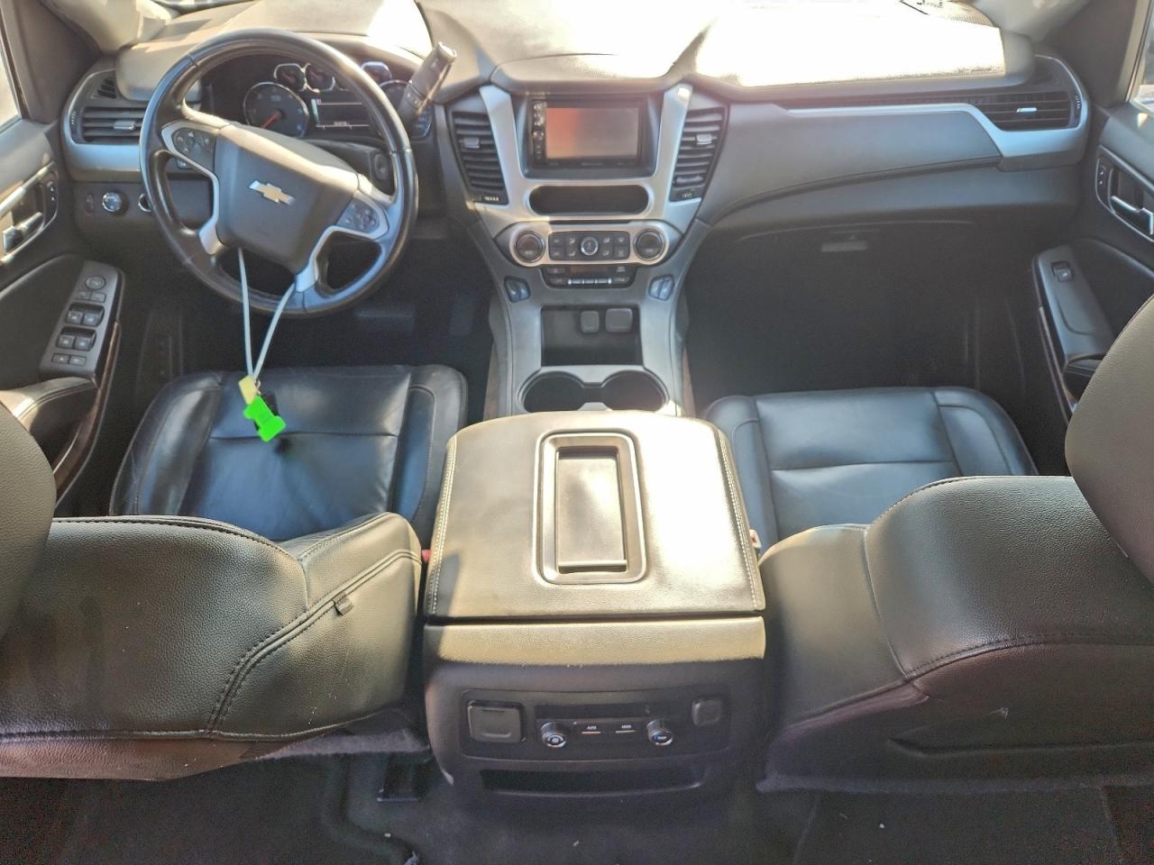 2018 Chevrolet Suburban K1500 Lt VIN: 1GNSKHKC5JR120132 Lot: 95759625