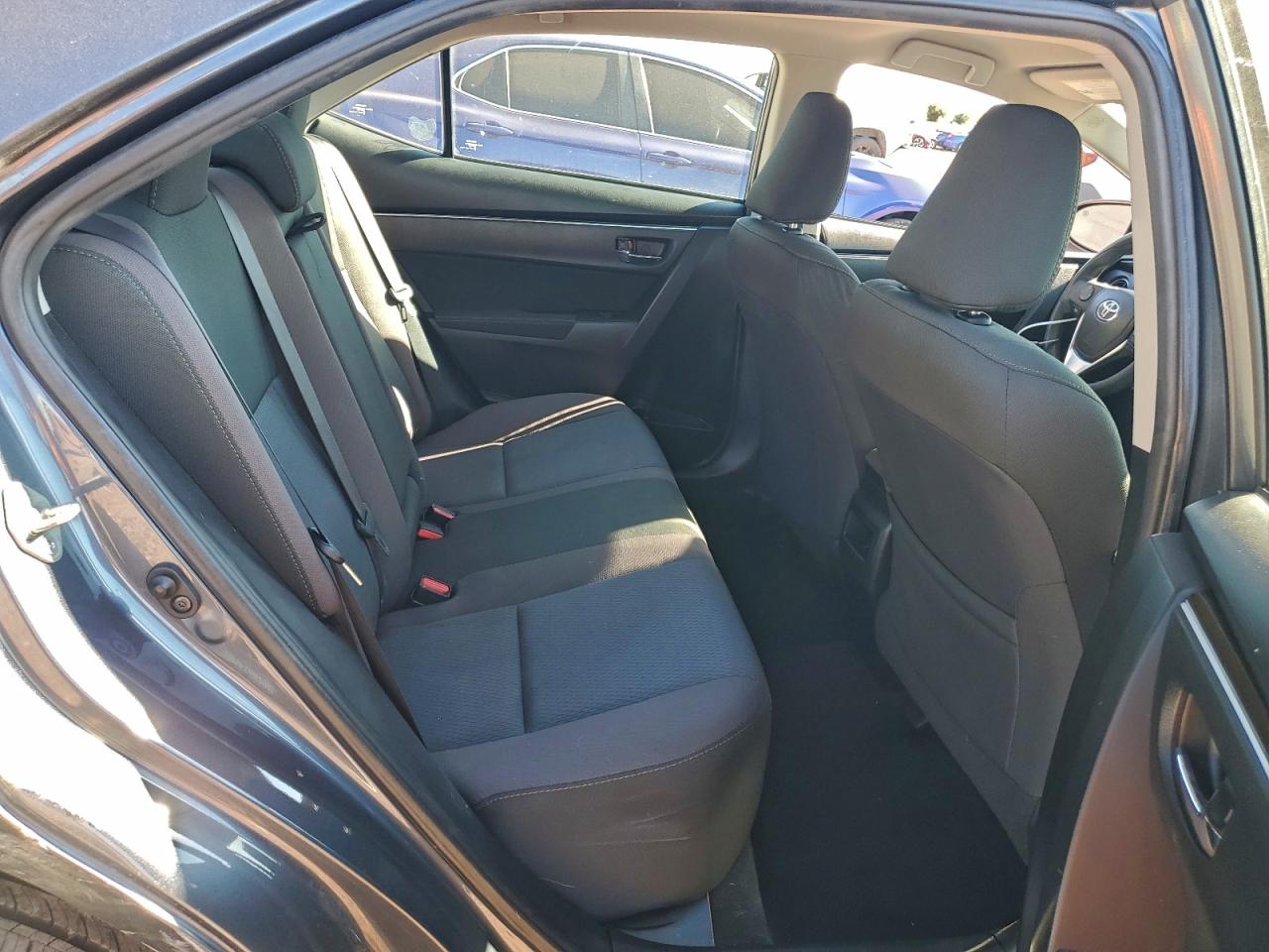 2018 Toyota Corolla L VIN: 2T1BURHE3JC071234 Lot: 94512605