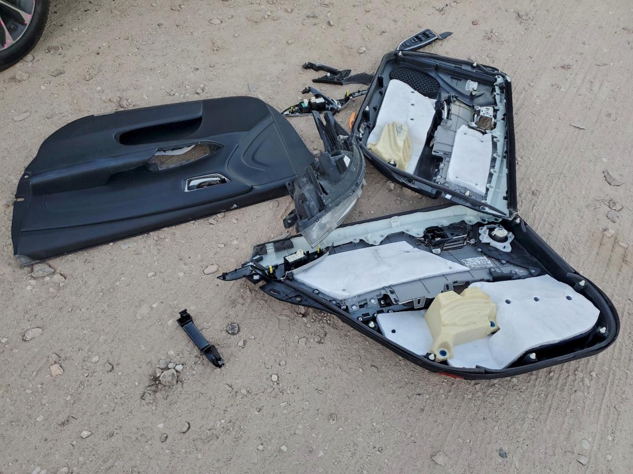 2016 Toyota Avalon Xle VIN: 4T1BK1EB2GU202100 Lot: 95974375