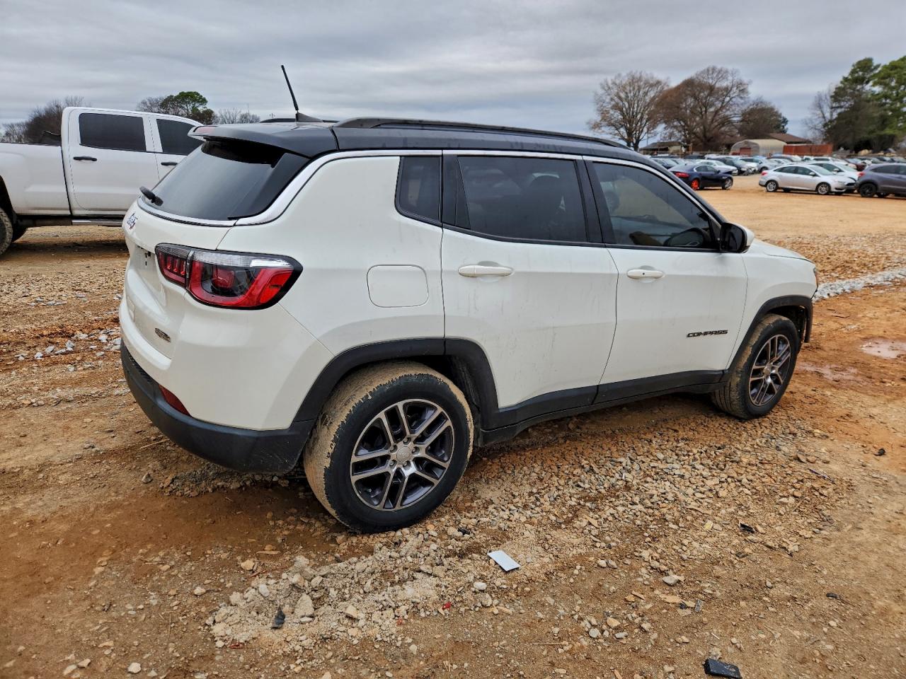 2019 Jeep Compass Latitude VIN: 3C4NJCBB0KT763046 Lot: 97787845