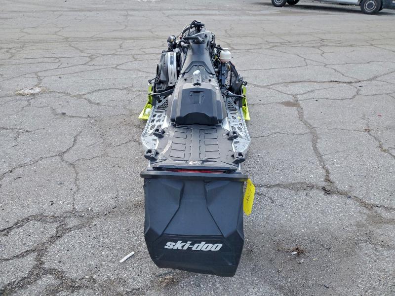 2018 SKID RENEGADE X-RS 850 ETEC