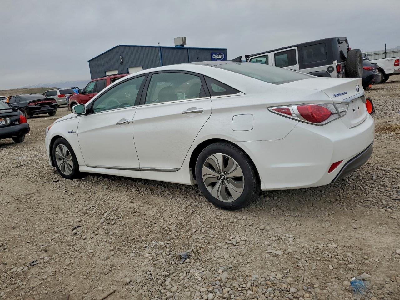 2015 Hyundai Sonata Hybrid VIN: KMHEC4A46FA123953 Lot: 97978845