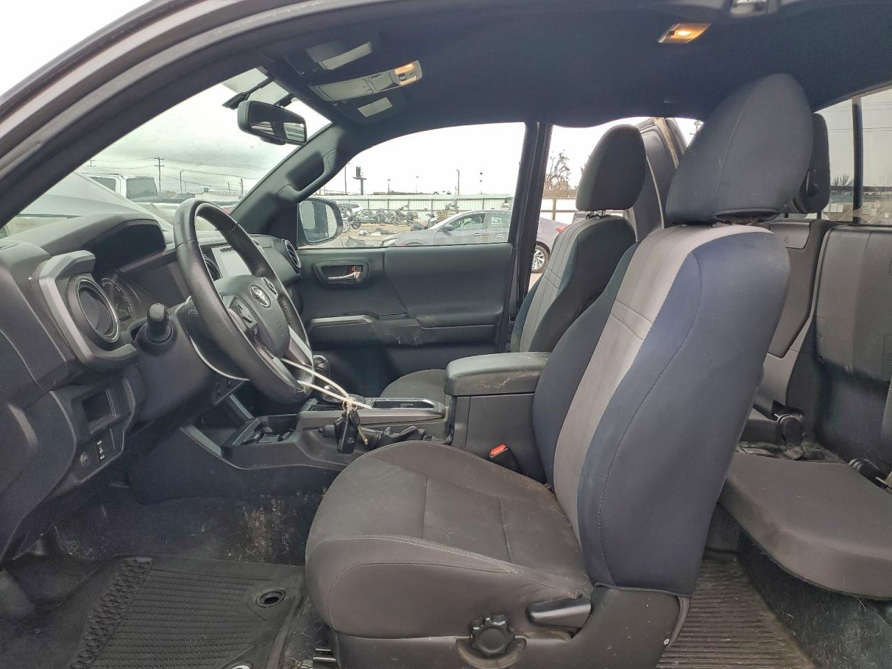 2017 Toyota Tacoma Access Cab VIN: 5TFSZ5AN8HX098364 Lot: 94996885