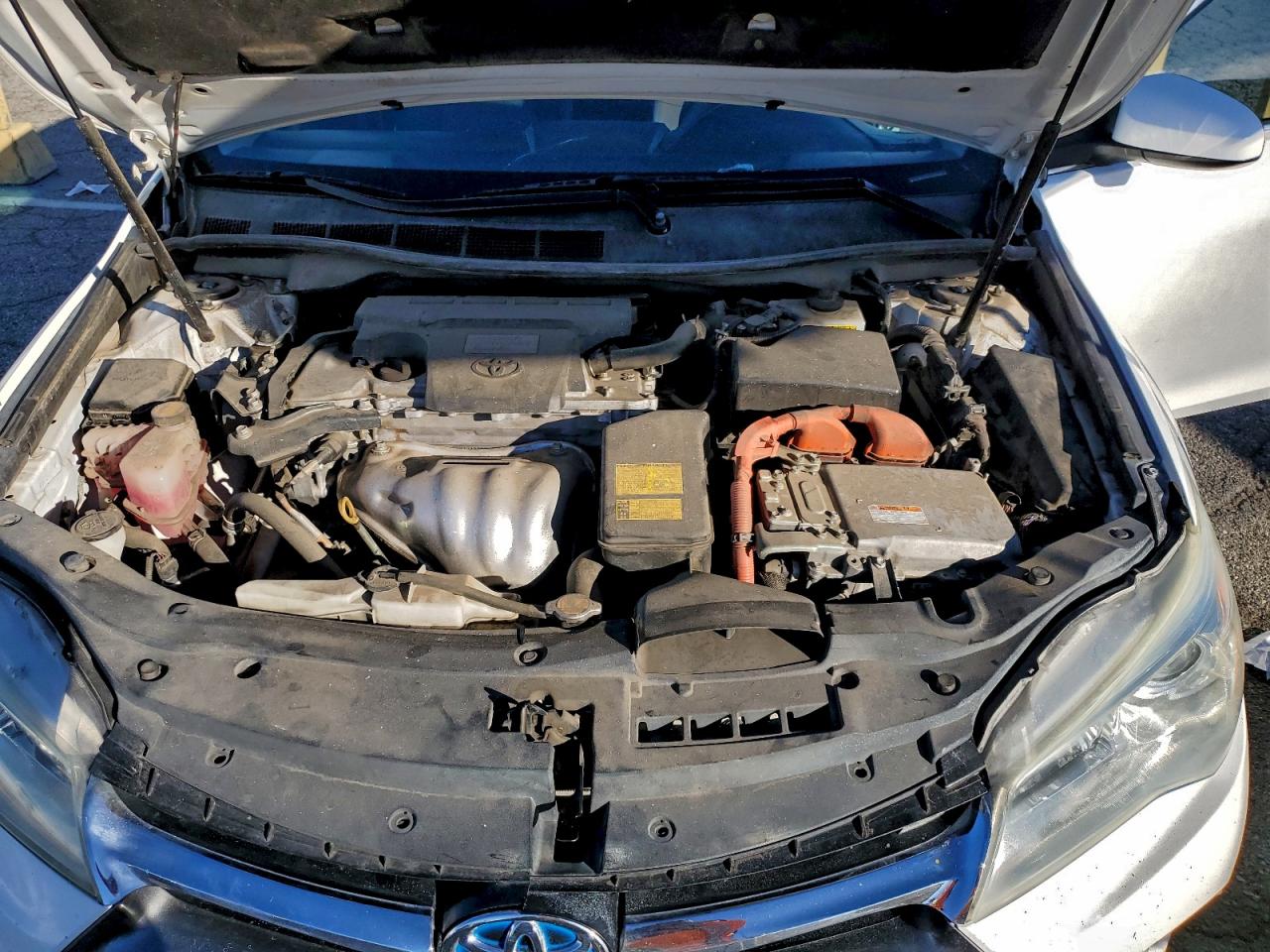 2015 Toyota Camry Hybrid VIN: 4T1BD1FK2FU155688 Lot: 96890755