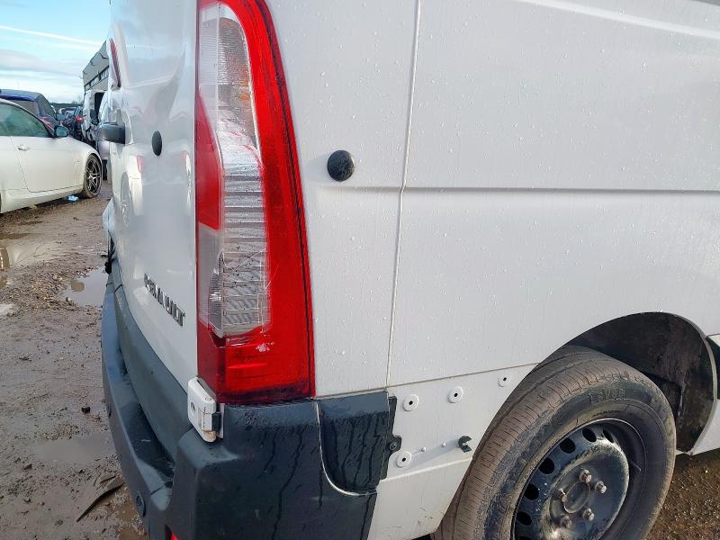 2022 RENAULT MASTER MM35DCI 135 BUSINESS+ MEDIUM ROOF VAN