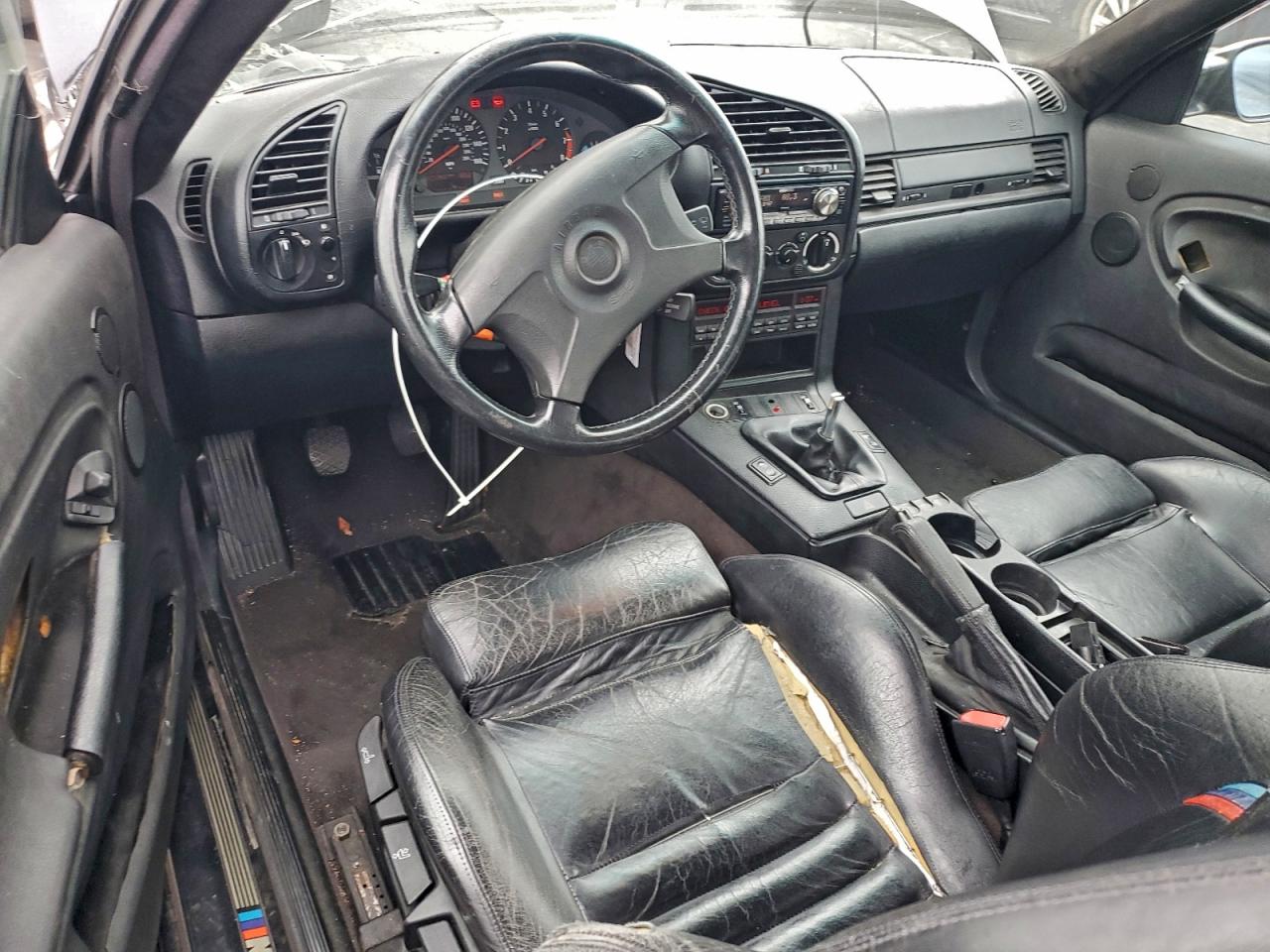 Фото: WBSBF9328SEH02545