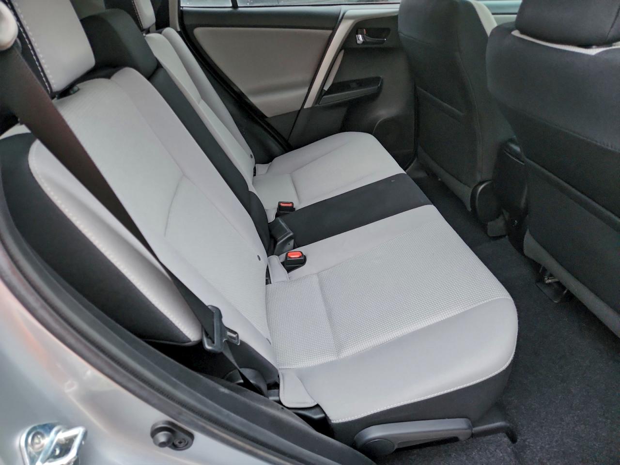 2017 Toyota Rav4 Xle VIN: 2T3WFREV4HW369906 Lot: 93348845