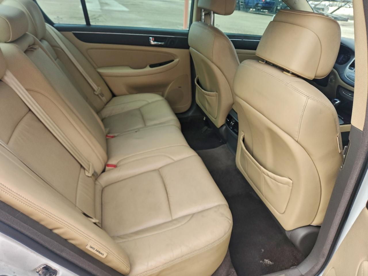 2011 Hyundai Genesis 3.8L VIN: KMHGC4DE2BU132154 Lot: 95239205