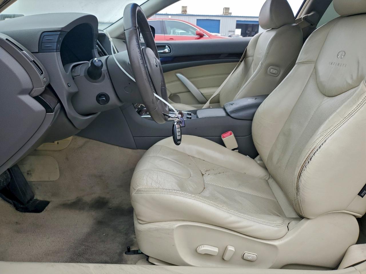 2011 Infiniti G37 Base VIN: JN1CV6EK7BM210203 Lot: 96158325