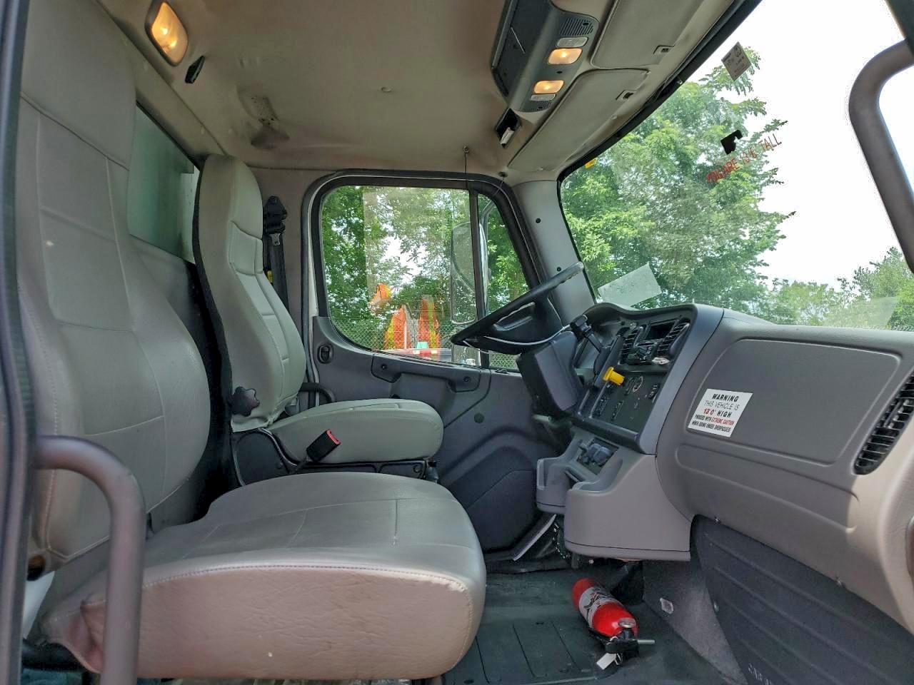 2018 Freightliner M2 106 Medium Duty VIN: 3ALACWFC8JDJN4503 Lot: 96083705