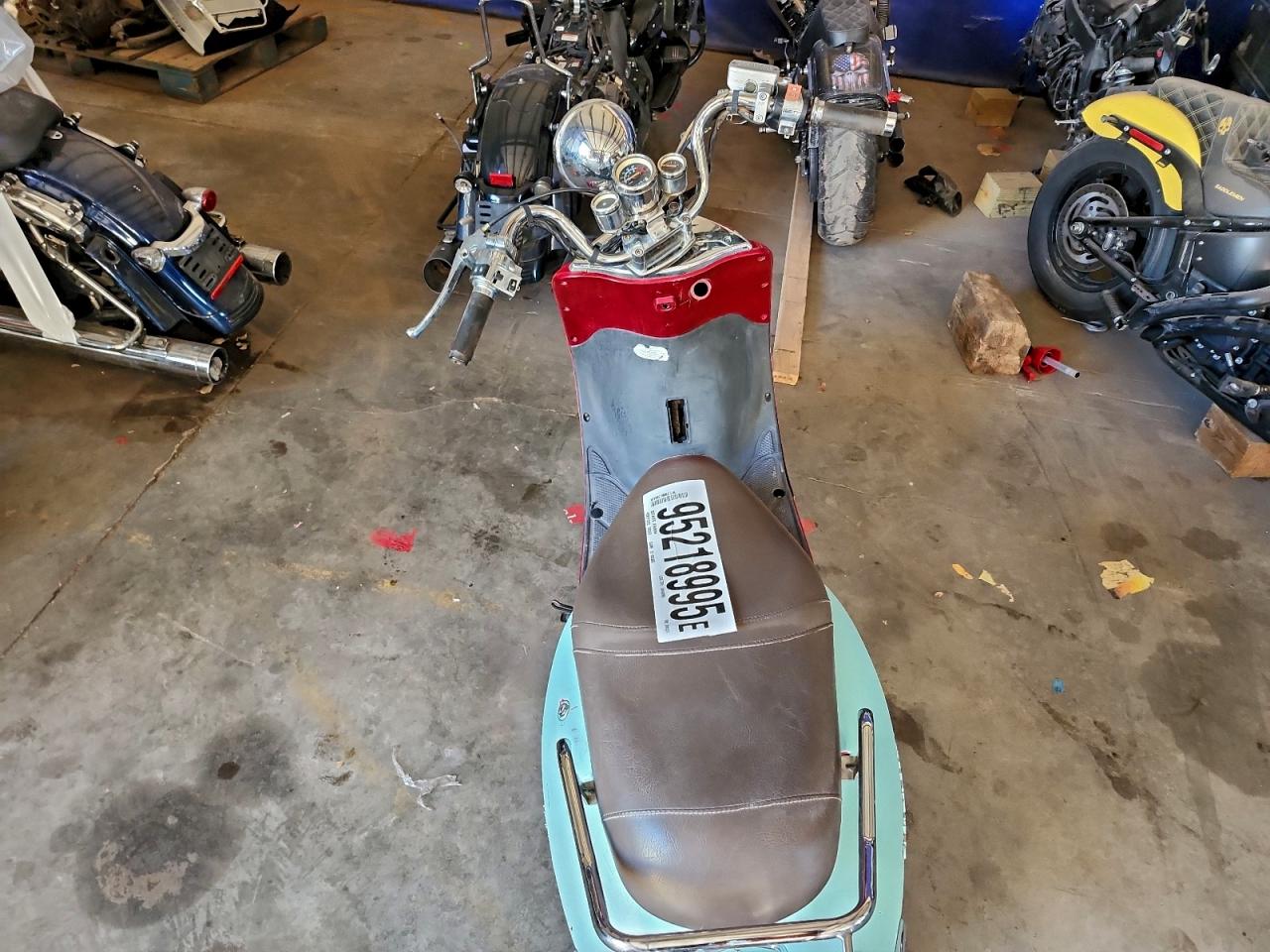 2010 Sym Fiddle Ii 125 VIN: RFGBS1HE6AXAW1371 Lot: 95218995