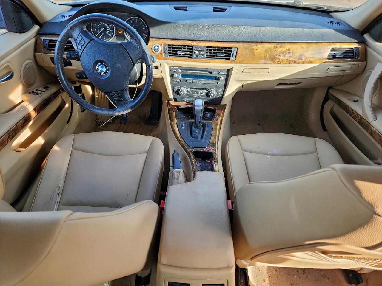 2008 BMW 328 Xi VIN: WBAVC935X8K037403 Lot: 95658155