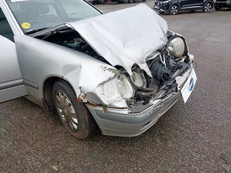 2000 MERCEDES-BENZ E CLASS E320 CDI ELEGANCE 4DR TIP AUTO