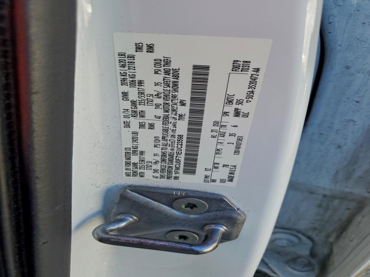 2014 Ford Escape S VIN: 1FMCU0F71EUC23598 Lot: 95886385