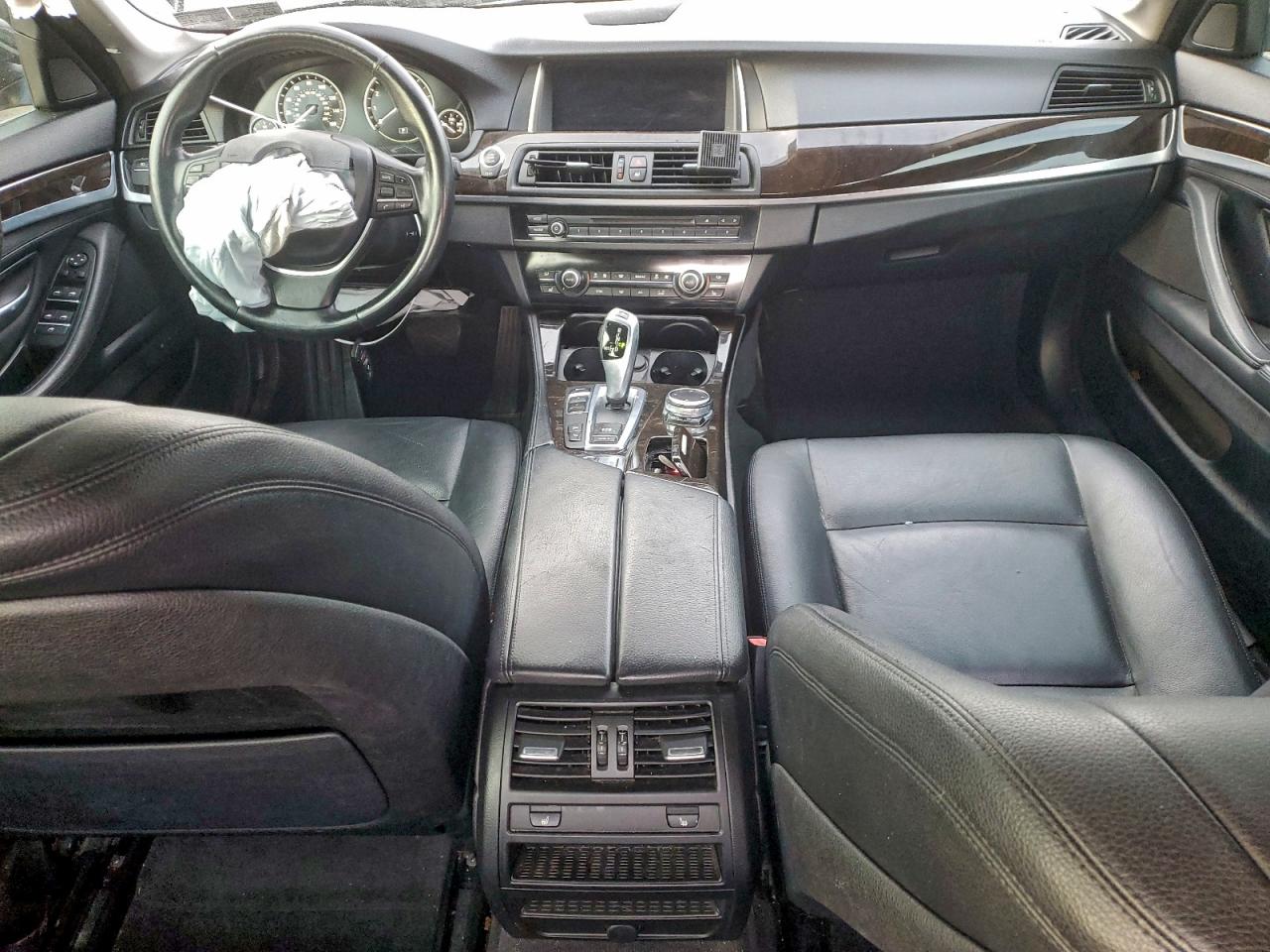 Фото: WBA5A7C51FD623046