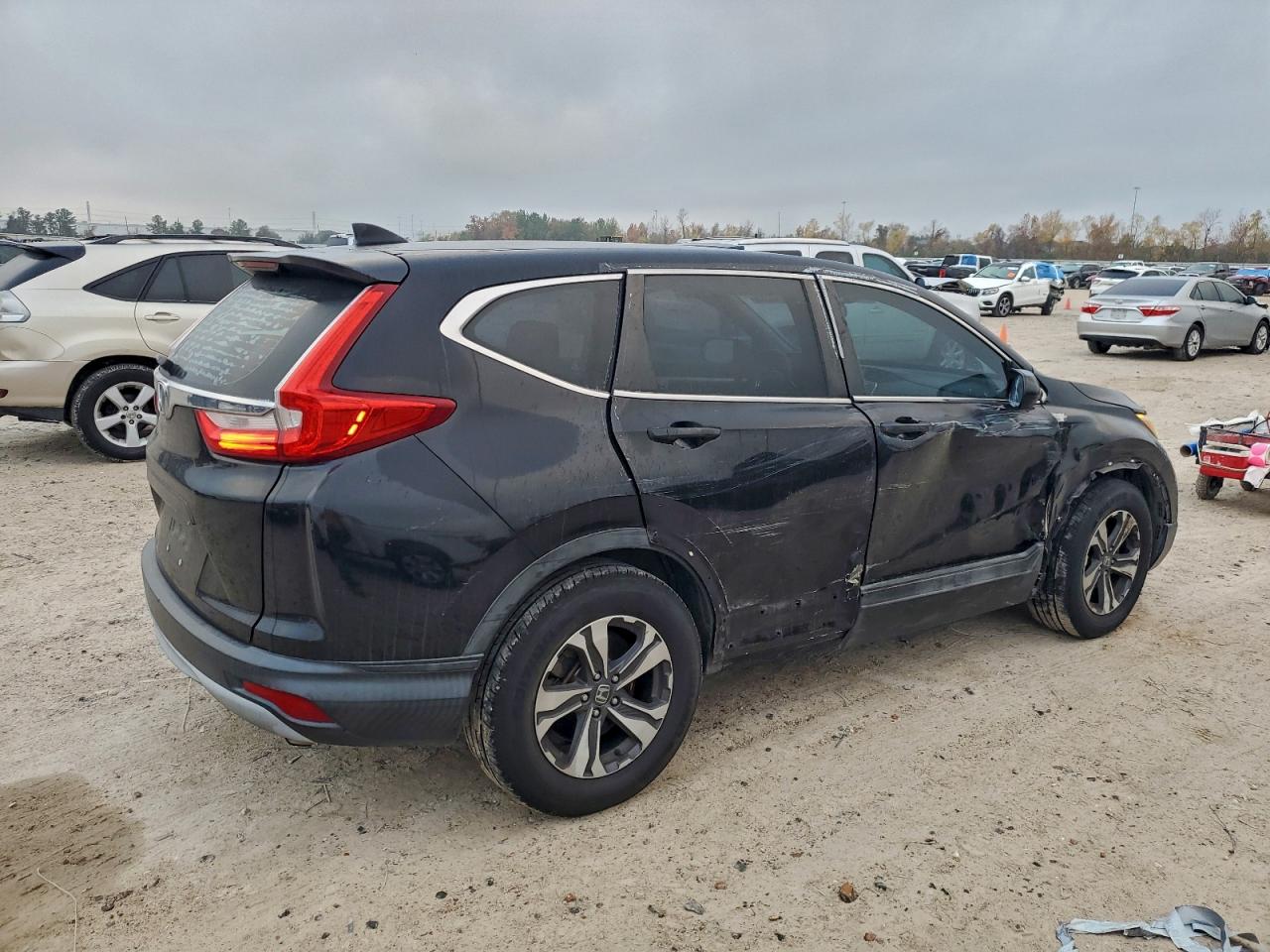 2017 Honda Cr-V Lx VIN: 7FARW5H36HE005089 Lot: 97972285