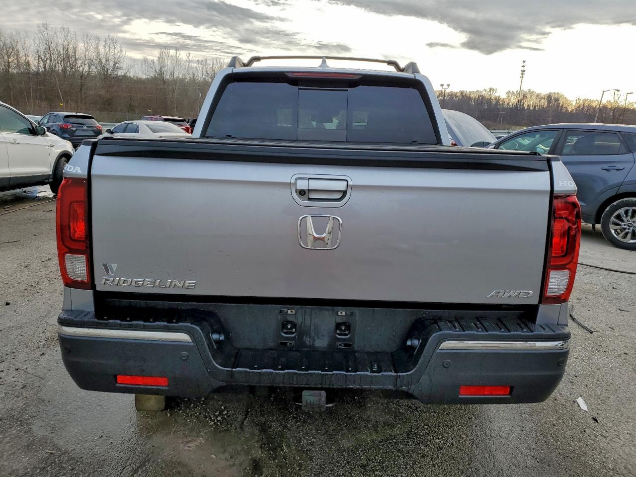 2017 Honda Ridgeline Rtl VIN: 5FPYK3F76HB038789 Lot: 94588635