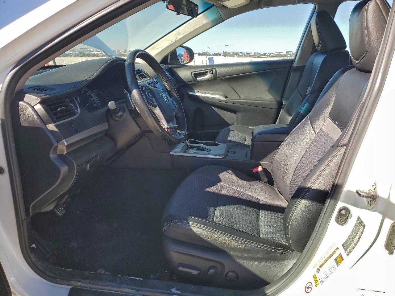 2014 Toyota Camry L VIN: 4T1BF1FK3EU389850 Lot: 96147575