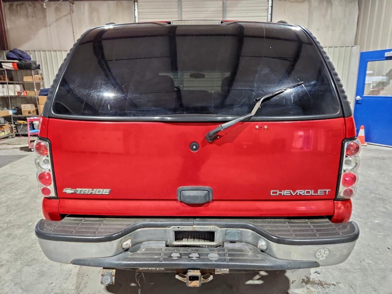 2001 Chevrolet Tahoe C1500 VIN: 1GNEC13T31R136667 Lot: 94779245