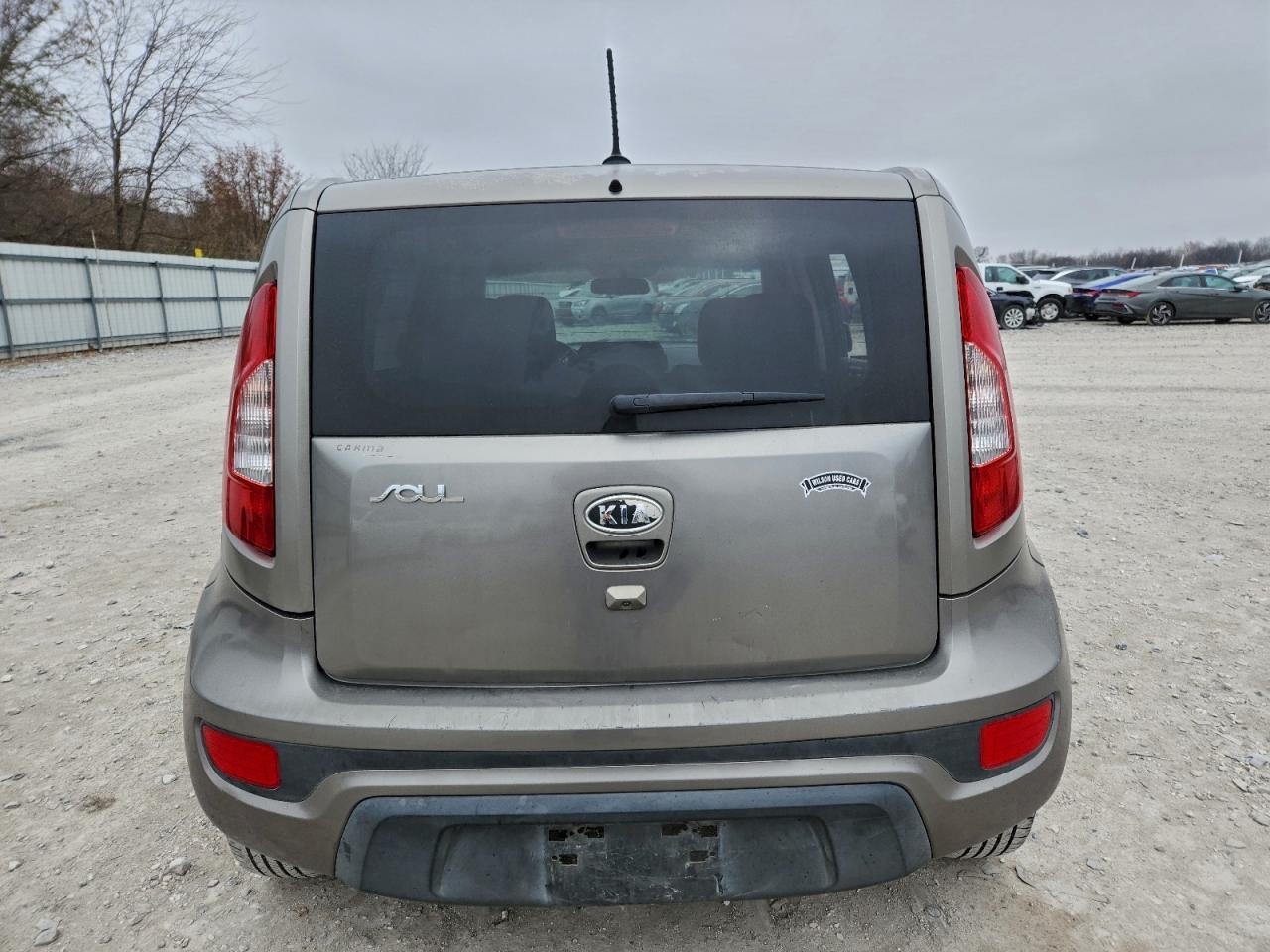 2012 Kia Soul + VIN: KNDJT2A66C7364686 Lot: 95762745