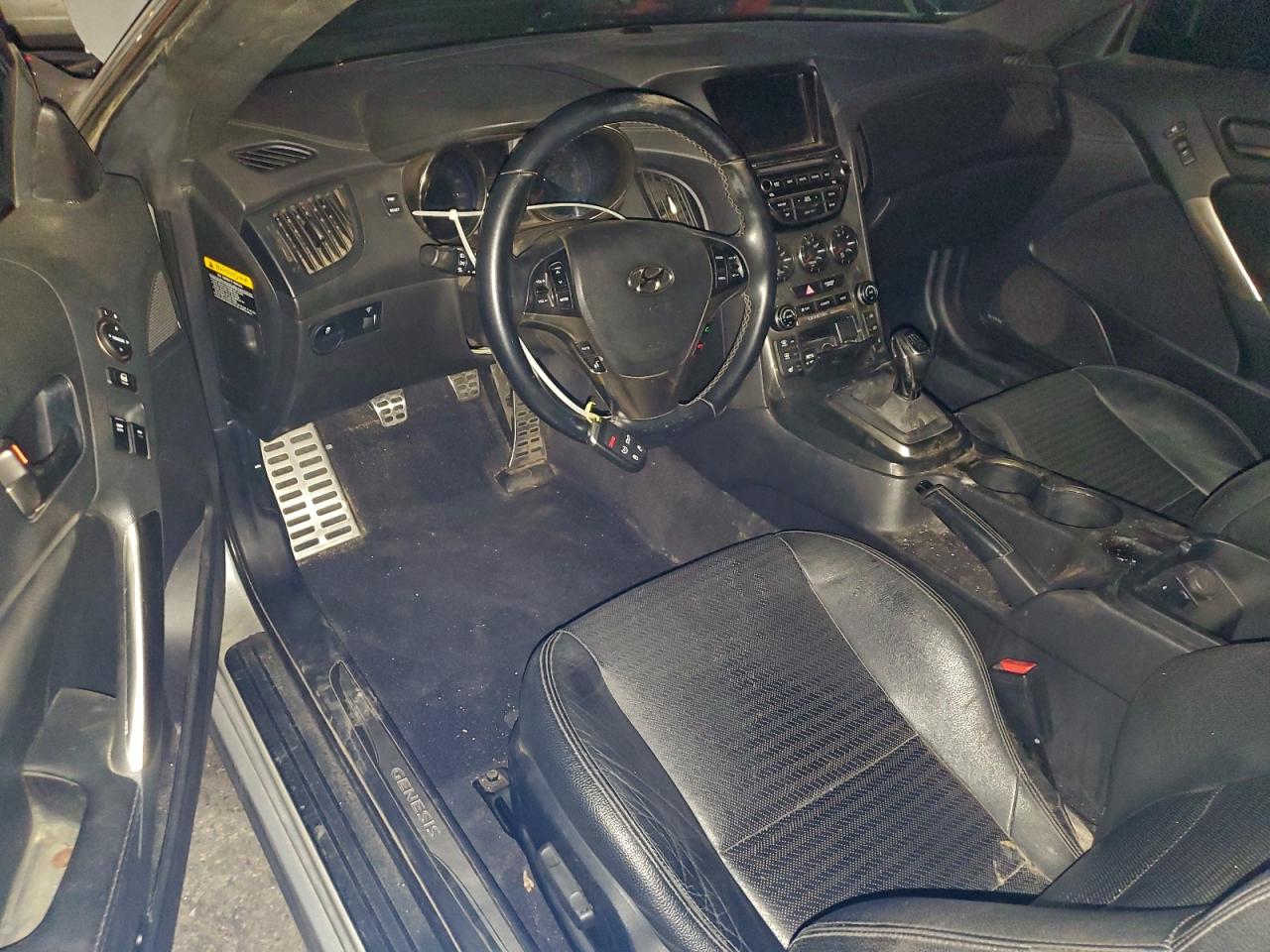 2016 Hyundai Genesis Coupe 3.8 R-Spec VIN: KMHHU6KJ9GU133595 Lot: 93093905