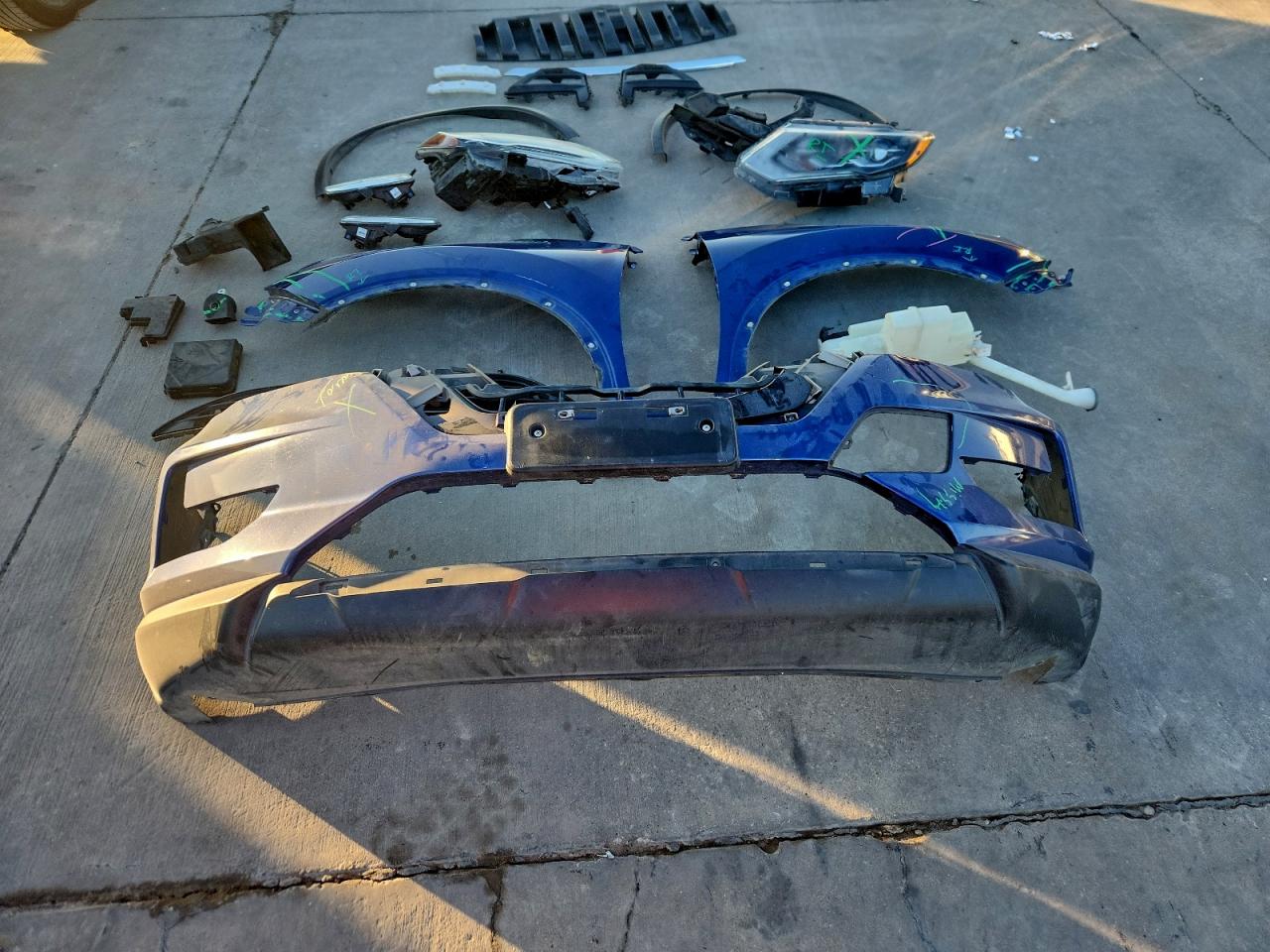 2017 Nissan Rogue S VIN: 5N1AT2MT7HC827933 Lot: 96121105