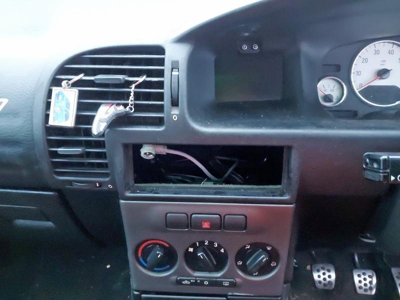 2005 VAUXHALL ZAFIRA 2.0I 16V GSI 5DR