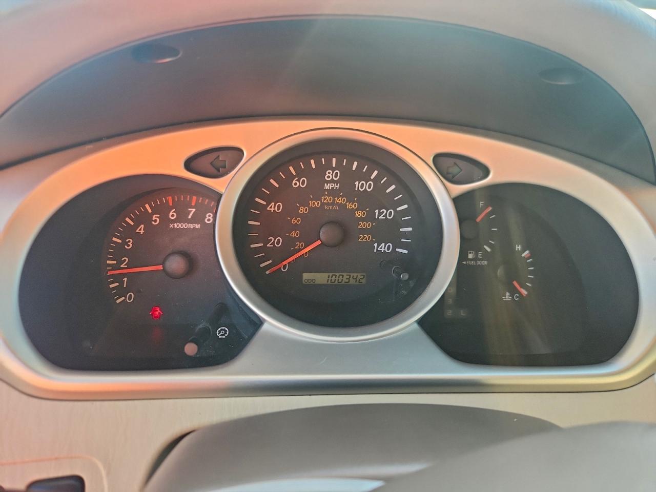 2004 Toyota Highlander Base VIN: JTEGP21A940031729 Lot: 95640285