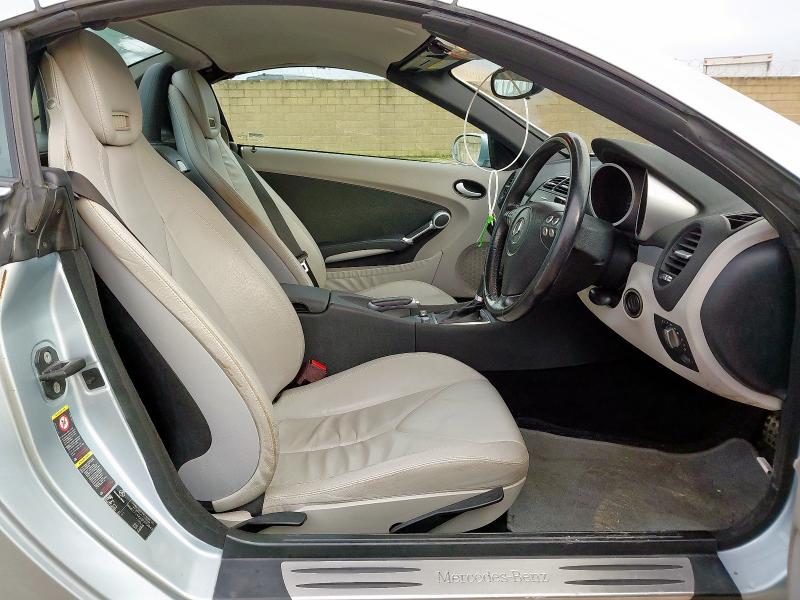 2005 MERCEDES-BENZ SLK SLK 200K 2DR TIP AUTO