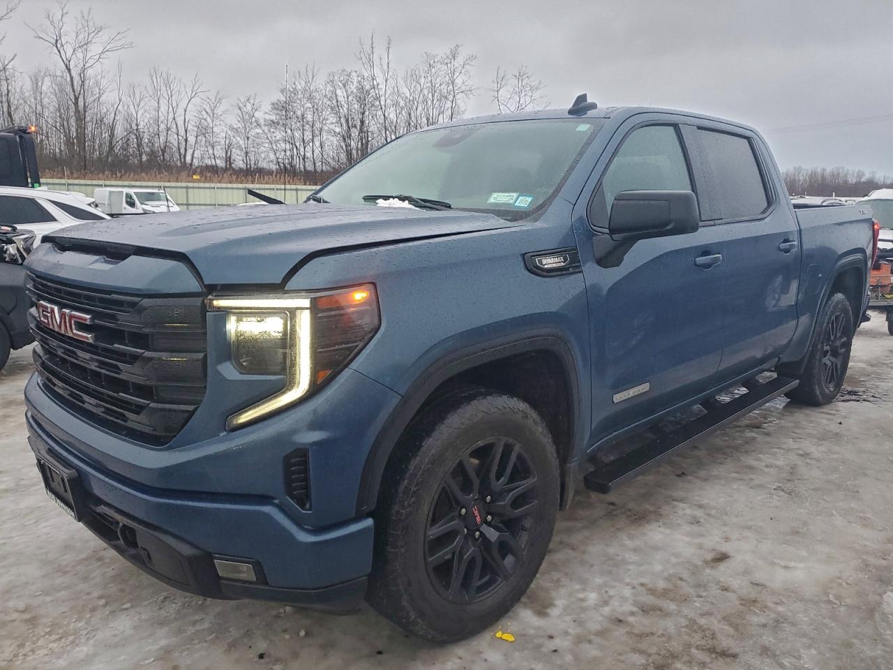 2024 GMC Sierra K1500 Elevation