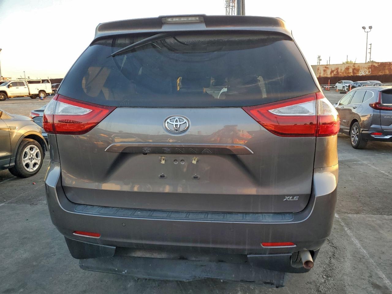 2019 Toyota Sienna Xle VIN: 5TDYZ3DC4KS017088 Lot: 94358505