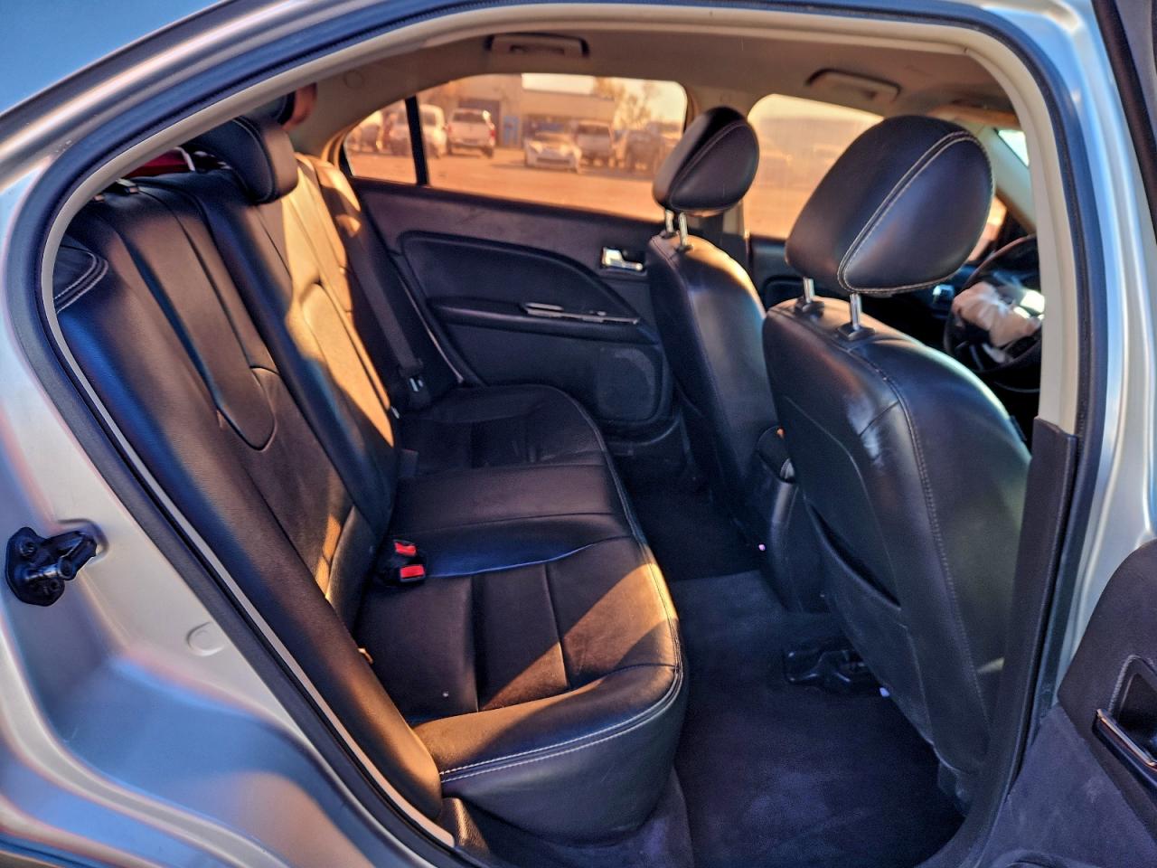 2011 Ford Fusion Sel VIN: 3FAHP0JG1BR262208 Lot: 95051005