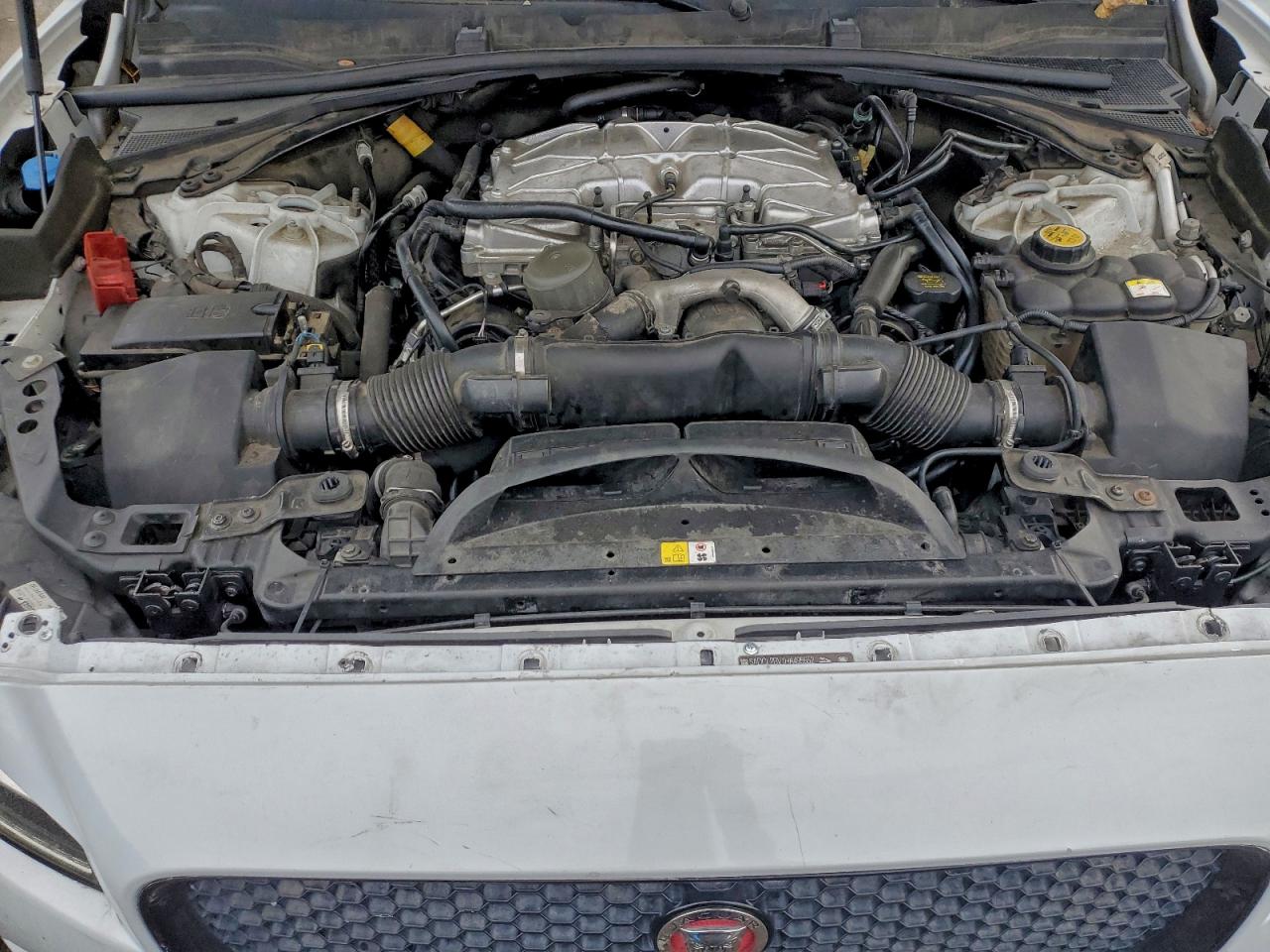 2017 Jaguar F-Pace R - Sport VIN: SADCL2BV1HA495652 Lot: 95435015