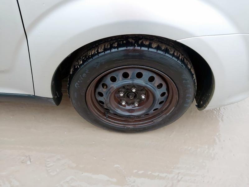 2005 TOYOTA COROLLA VERSO 1.8 VVT-I T2 5DR