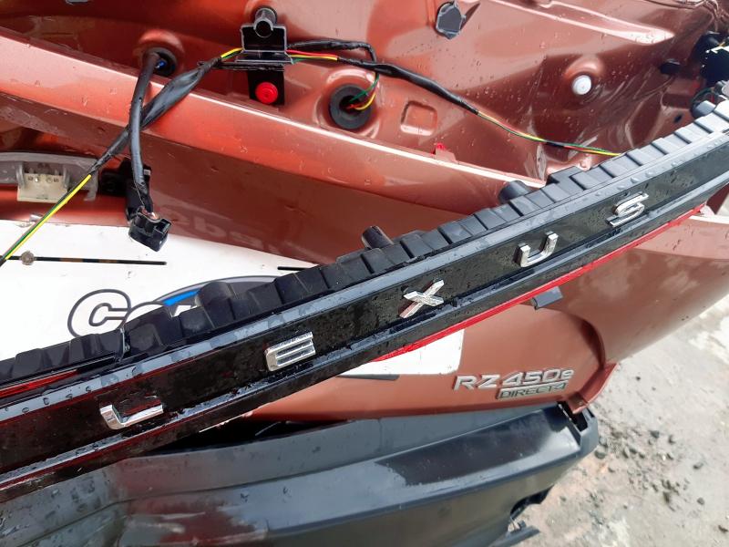 2025 LEXUS RZ 450E 230KW DIRECT4 PREMIUM 71 KWH 5DR AUTO