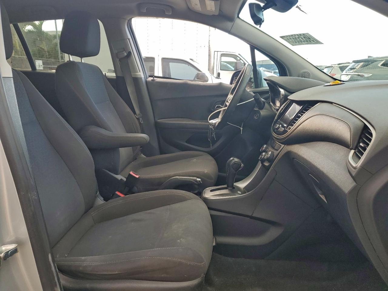 2020 Chevrolet Trax Ls VIN: 3GNCJKSB5LL194141 Lot: 96365655