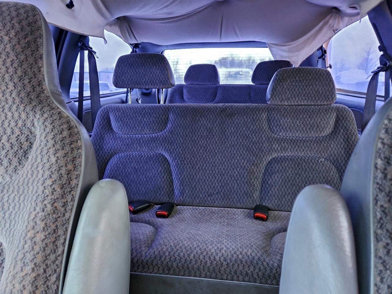 1999 Dodge Grand Caravan VIN: 2B4GP2432XR115061 Lot: 95209065