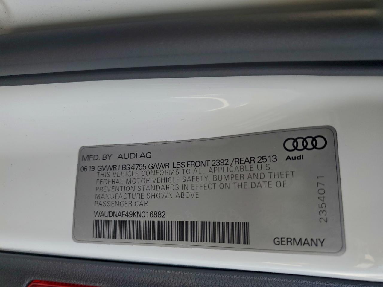 2019 Audi A4 Premium VIN: WAUDNAF49KN016882 Lot: 94496575