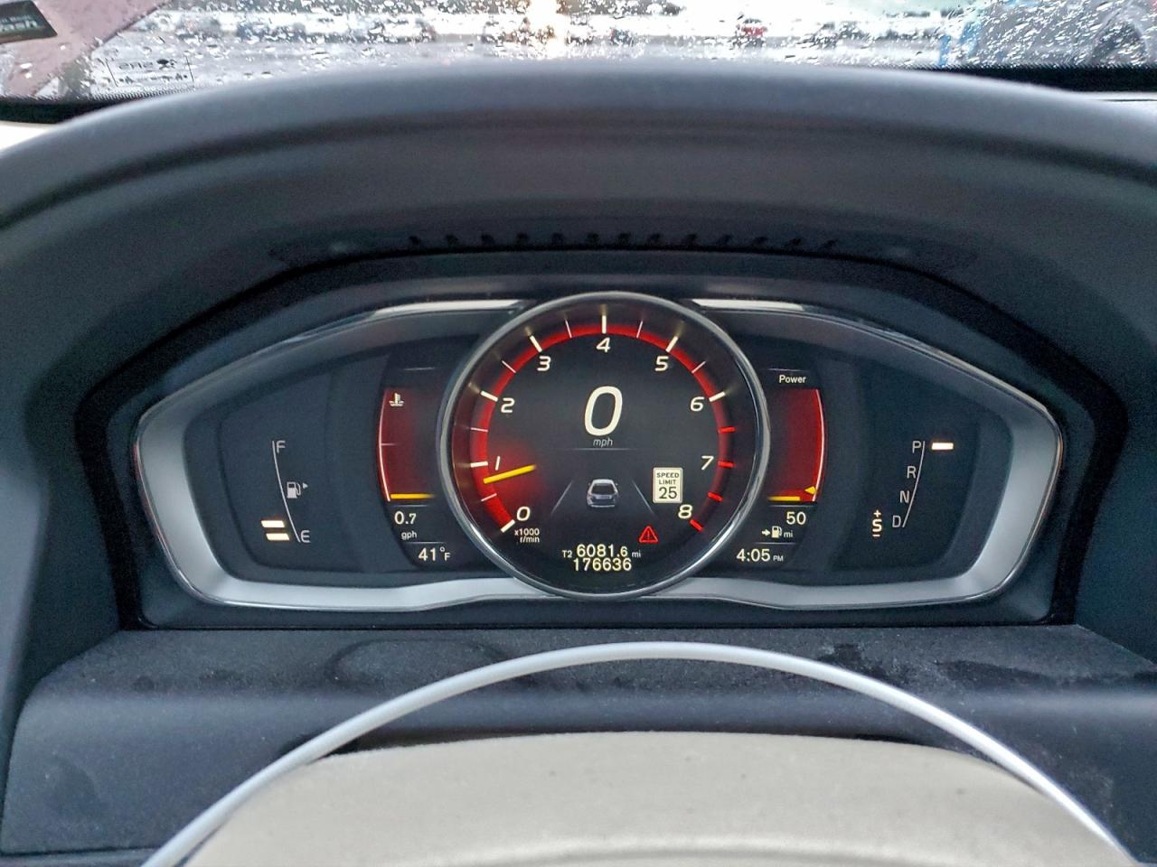 2015 Volvo Xc60 T5 Platinum VIN: YV4612RM9F2658712 Lot: 93174535