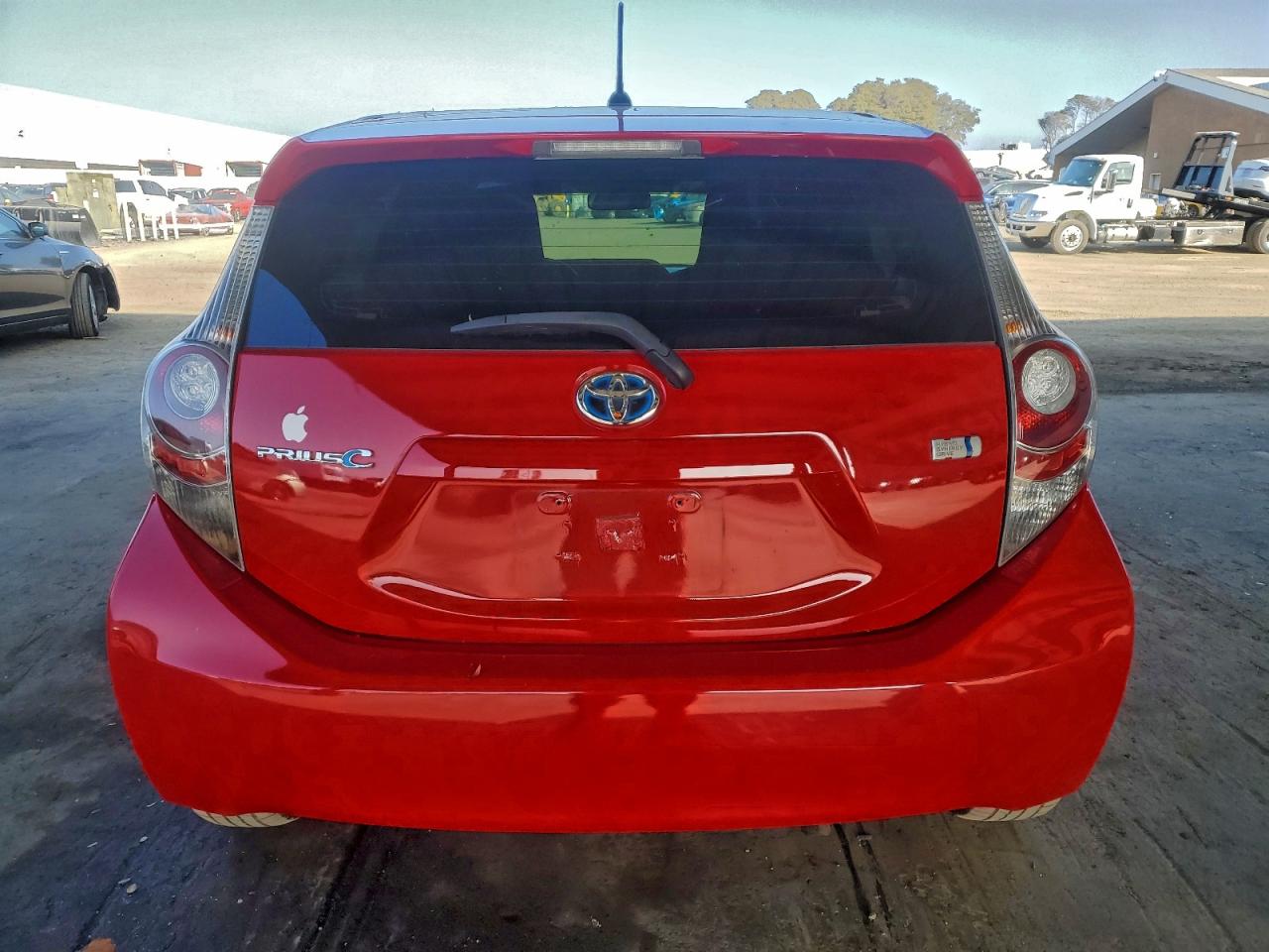 2014 Toyota Prius C VIN: JTDKDTB39E1074136 Lot: 94705475