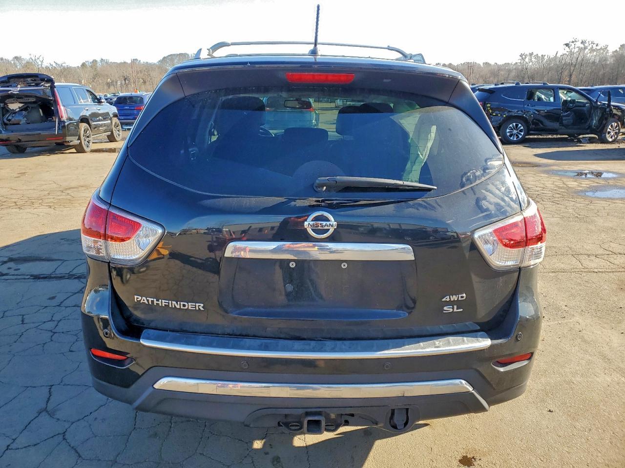 2014 Nissan Pathfinder S VIN: 5N1AR2MM0EC681832 Lot: 94334795