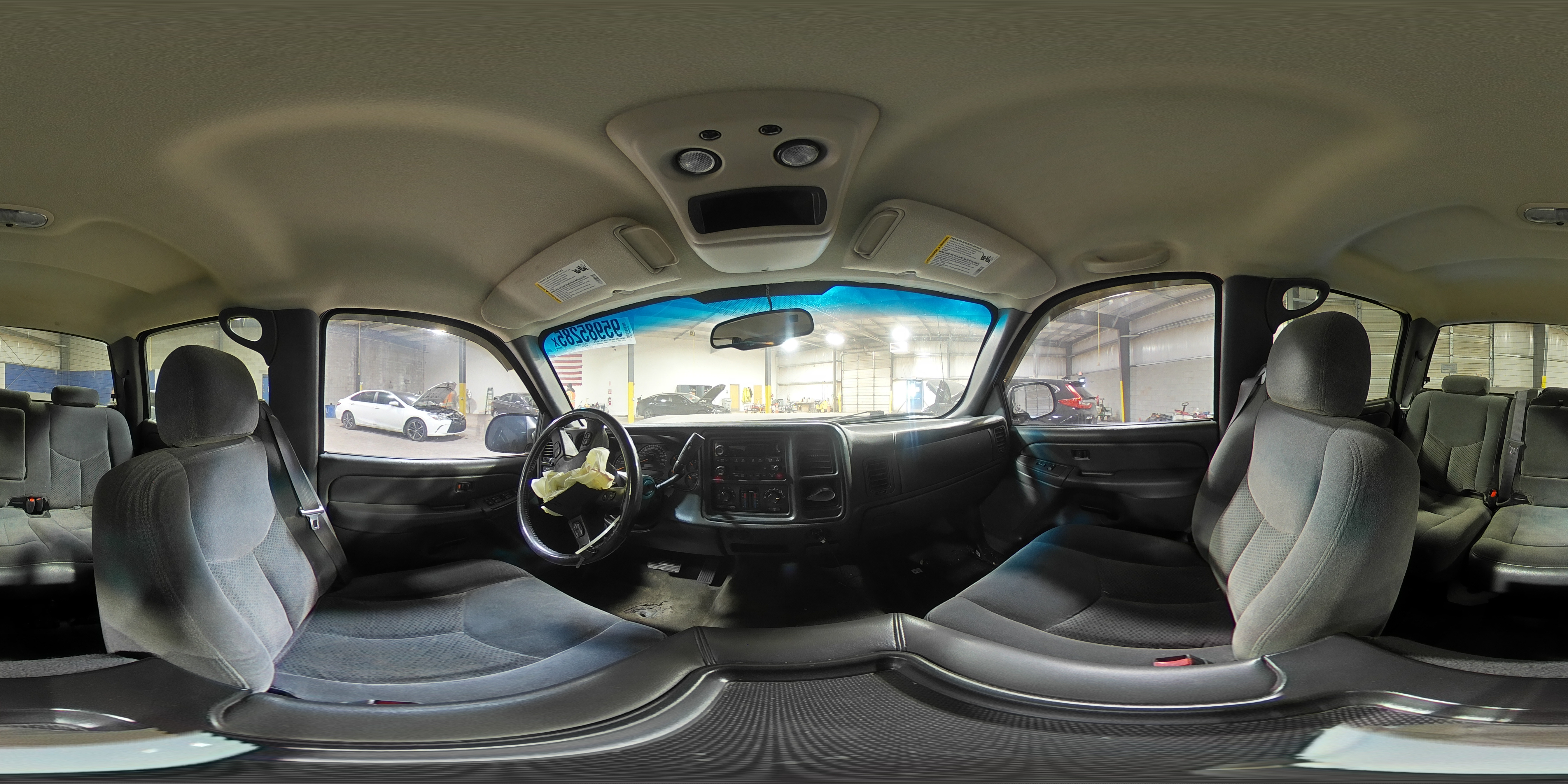 2005 Chevrolet Silverado K1500 VIN: 2GCEK13T151401788 Lot: 95985285