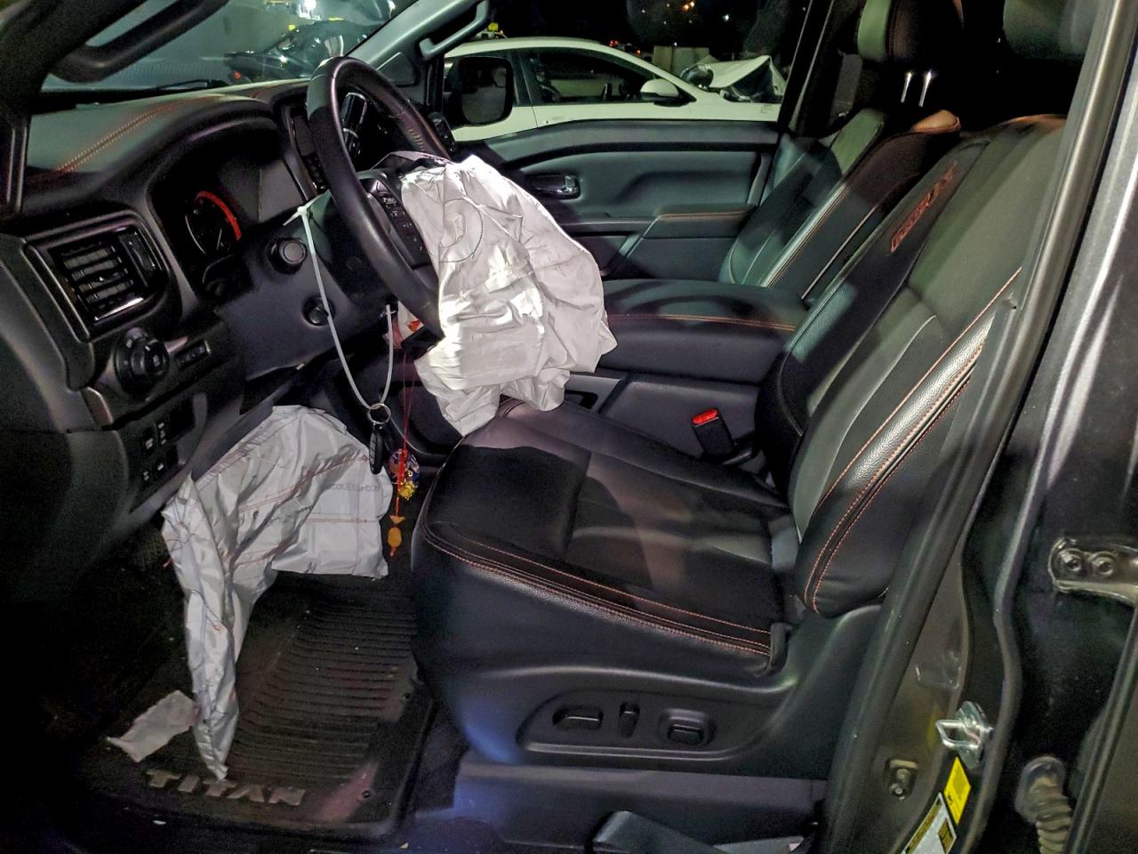 2021 Nissan Titan Sv VIN: 1N6AA1ED1MN526145 Lot: 95796375