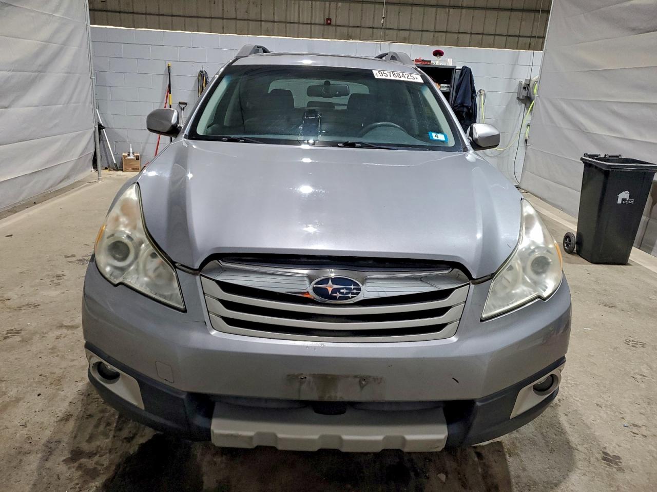 2010 Subaru Outback 2.5I Limited VIN: 4S4BRBKC3A3350302 Lot: 95788425