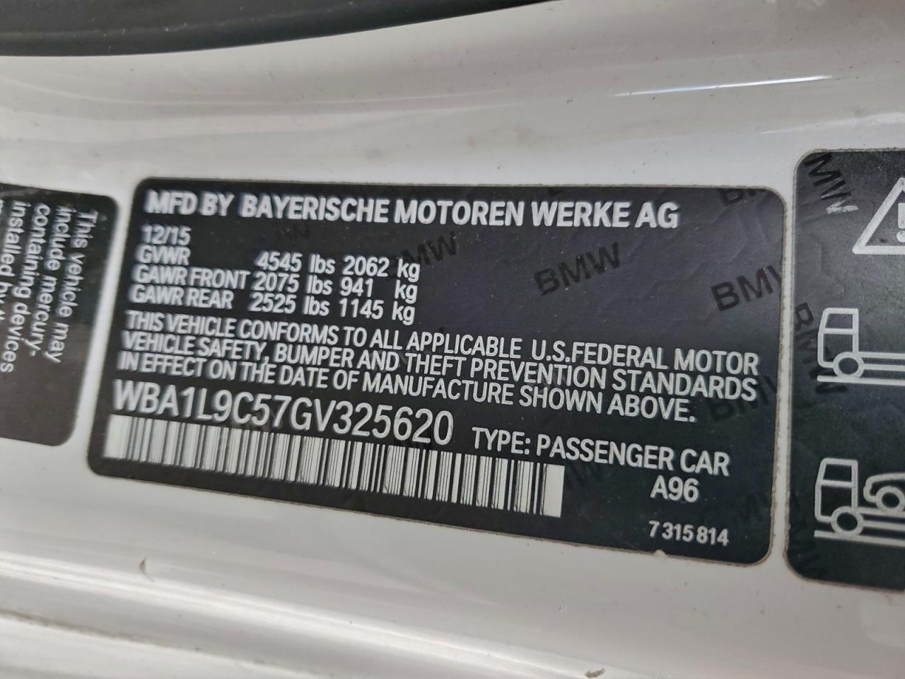 Фото: WBA1L9C57GV325620